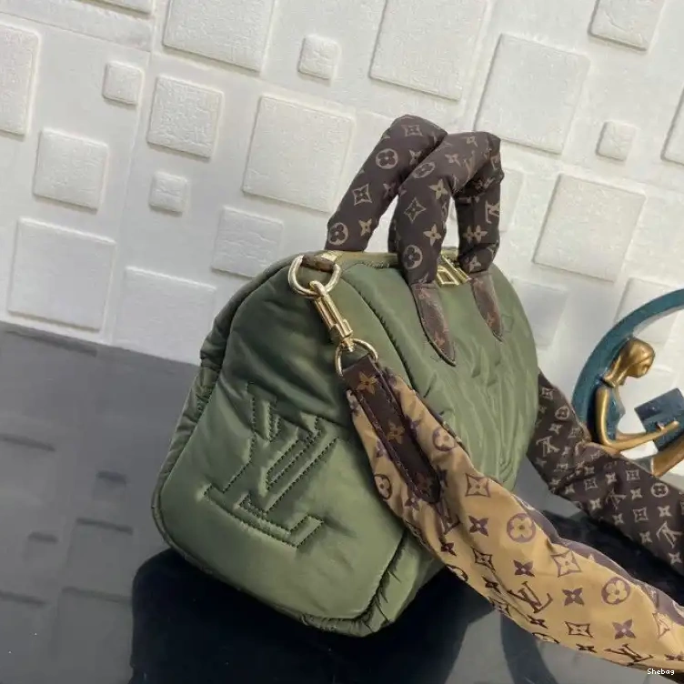 Bag 2201DJ0001 LV 0629